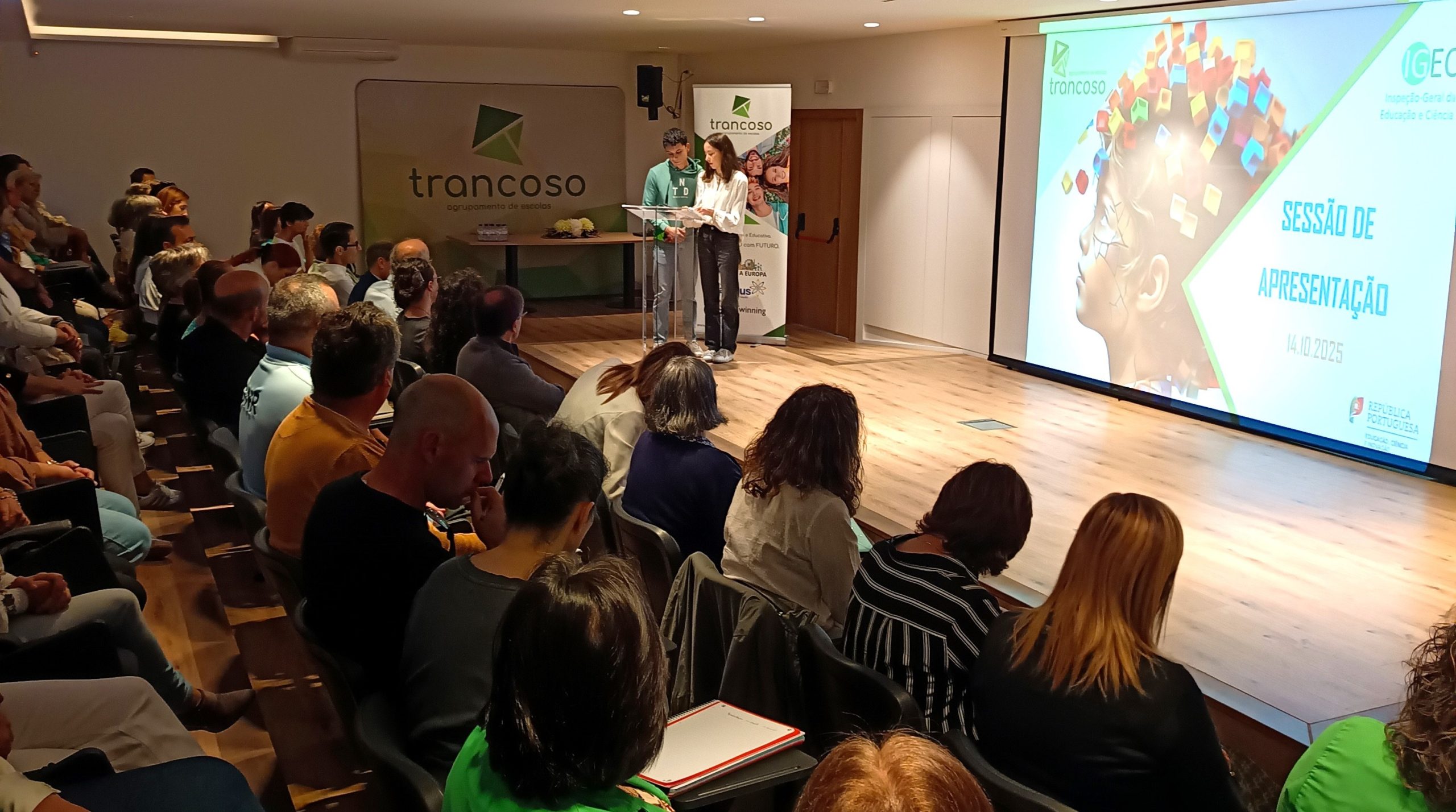 Apresentação do AET no 3.º Ciclo de Avaliação Externa das Escolas