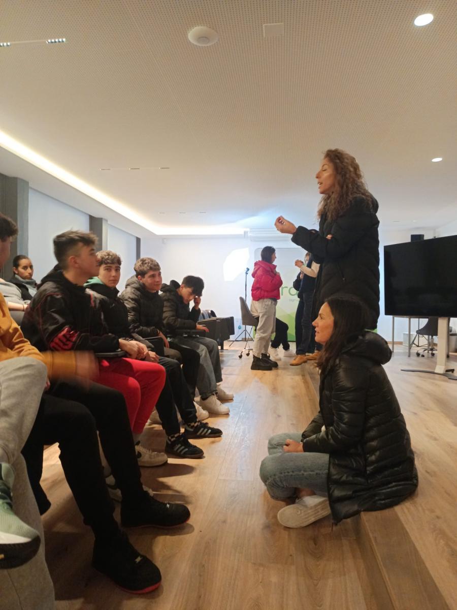 WhatsApp Image 2025-04-05 at 18.04.26 (4)