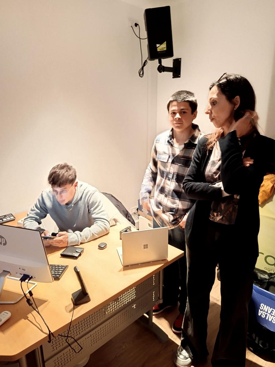 WhatsApp Image 2025-04-05 at 18.04.29 (4)